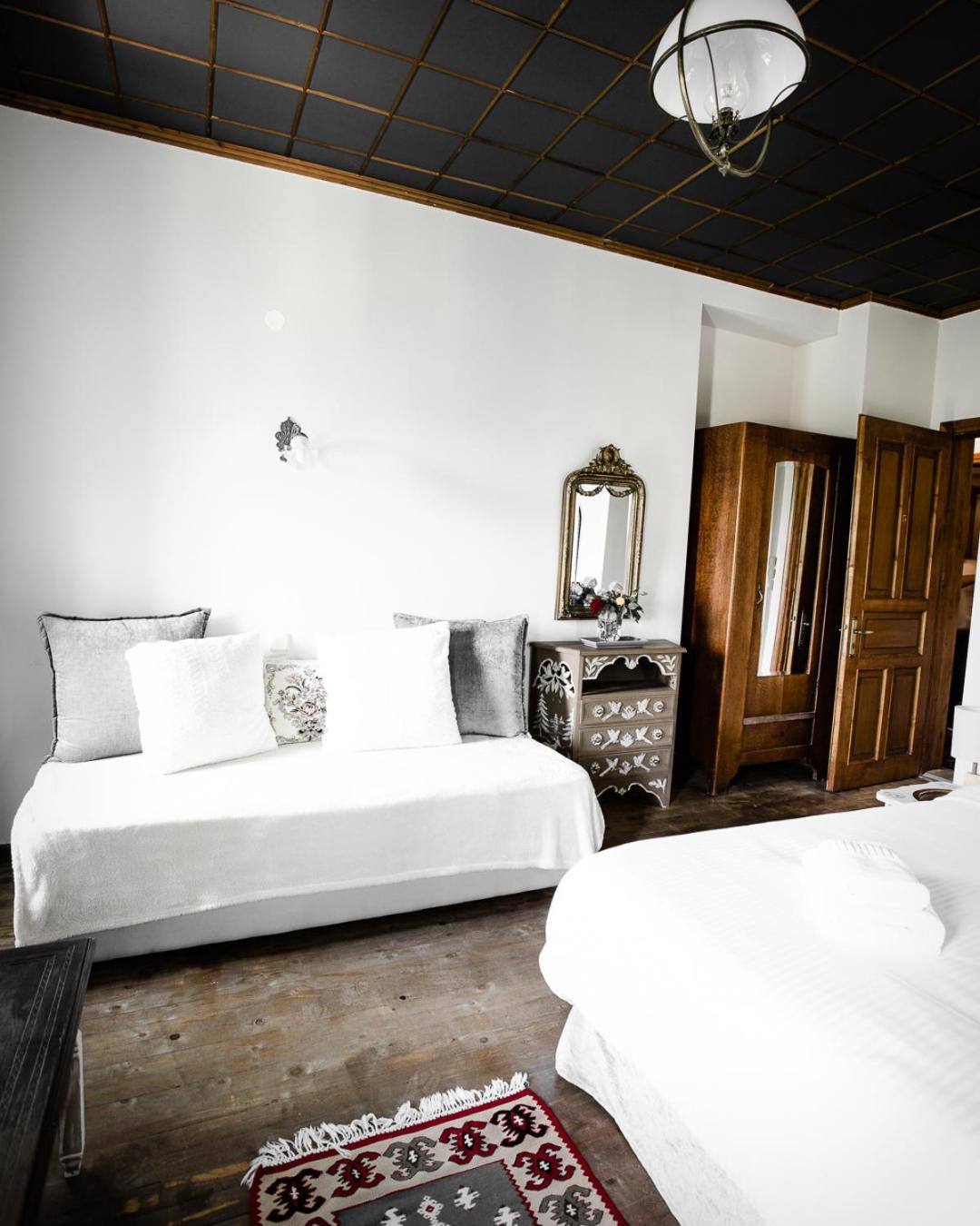 Shamrock Elati Retreats Hotel Ngoại thất bức ảnh